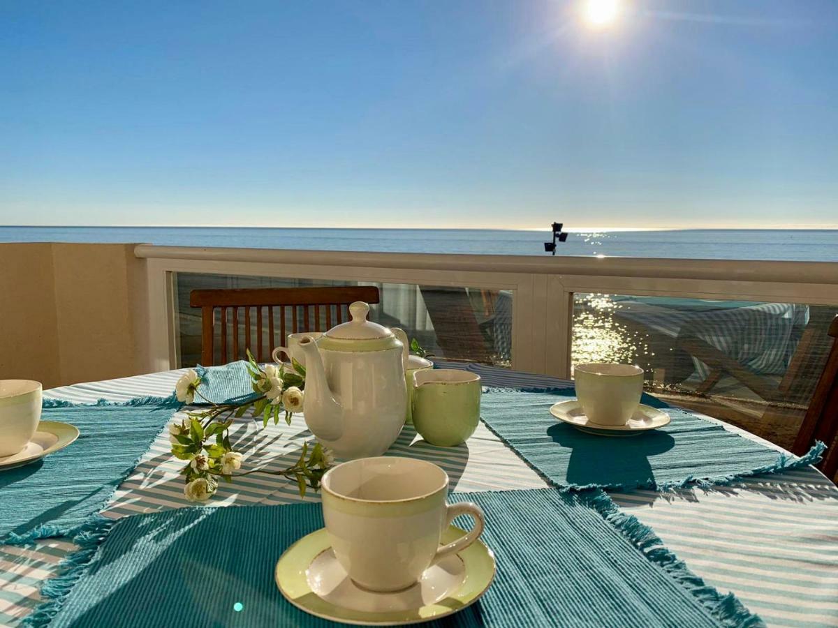 Апартаменти Espectacular 1ª Linea De Playa...Te Enamoraras!!! Фуенхірола Екстер'єр фото