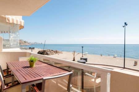 Апартаменти Espectacular 1ª Linea De Playa...Te Enamoraras!!! Фуенхірола Екстер'єр фото